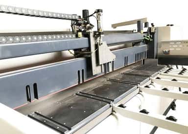 Yog'ochga ishlov beruvchi CNC panelli arra uskunasi US-MJ260A